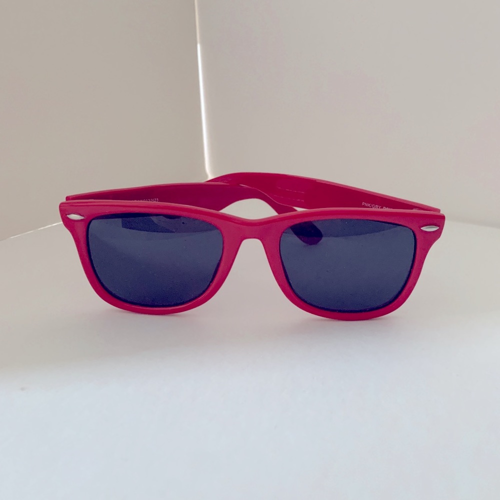 Roxy surfing red sunglasses